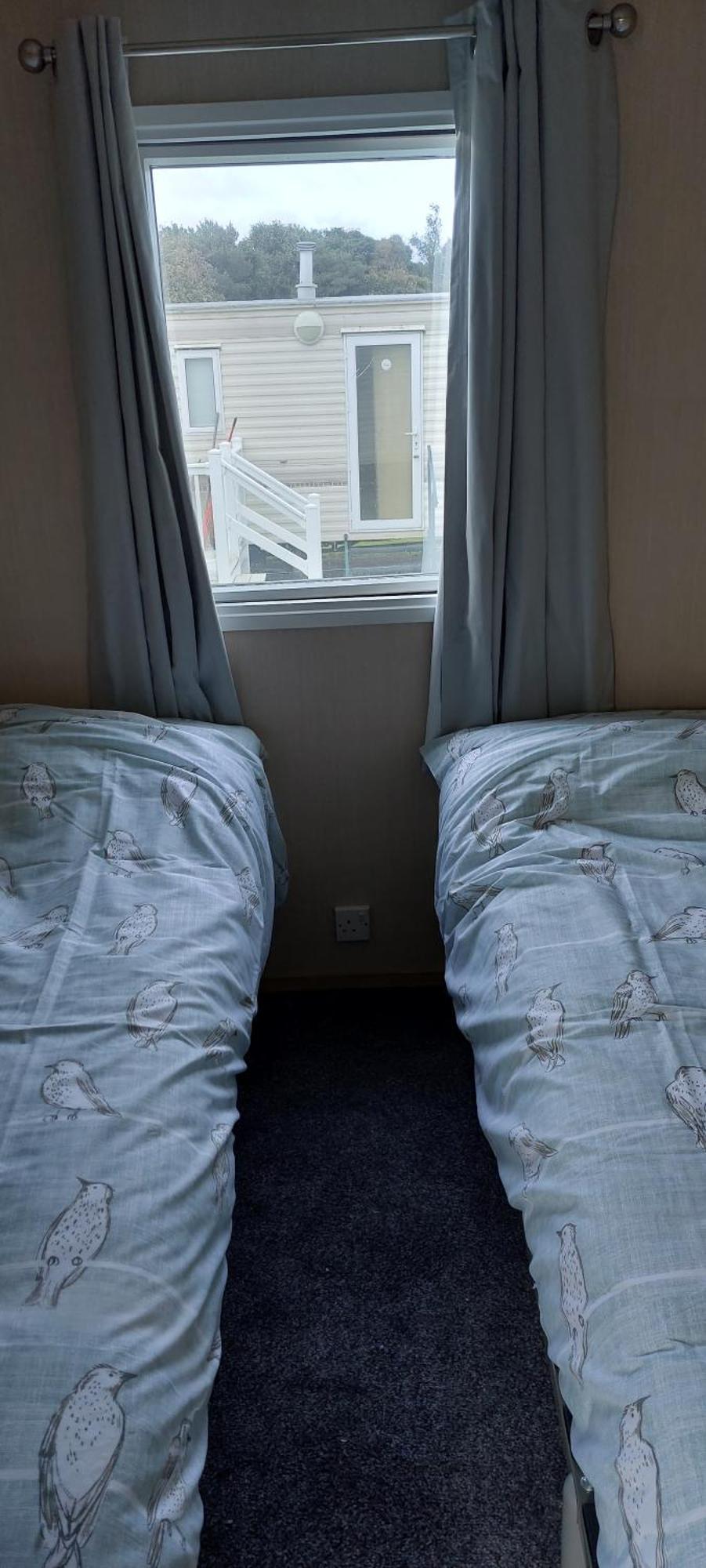 Bird'S Bay Cresswell Towers Hotel Екстериор снимка